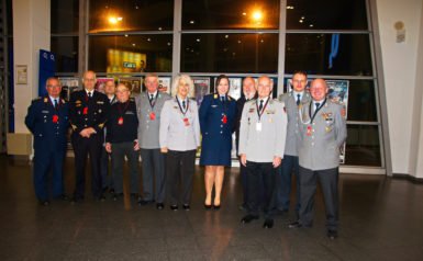 Veranstaltung: 20.02.2015, Reservistenkameradschaft Sanitätsdienst, Internationale Militärmusikparade in der Barclay-Card Arena 