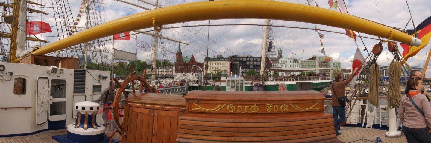 Ein Blick über die Gorch Fock