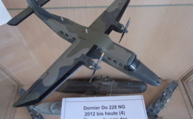 Do 228 ab 2009 im Dienst der Überwachung der Flüsse und Meer gegen Verschmutzung, 1:72 