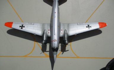 XA 112 Schulungsflugzeug DC 47 NASARR, Bundeswehr mit Starfighternase für F 104 gebaut von Peter Wagner 1:72 