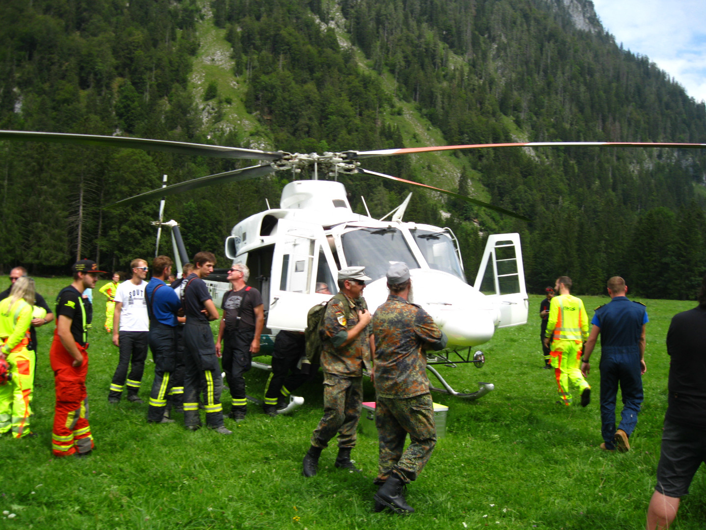 Waldbrand In Den Chiemgauer Alpen Reservistenverband Waldbrand In Den Chiemgauer Alpen Reservistenverband